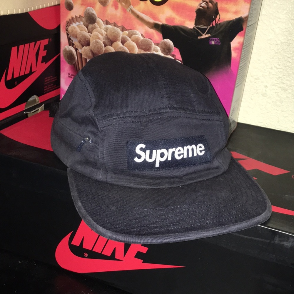 Navy authentic supreme hat